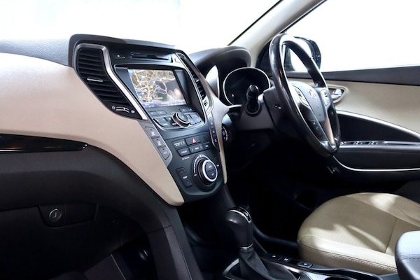 Used Hyundai Santa Fe 2014 for sale - 76210071: Photo 14