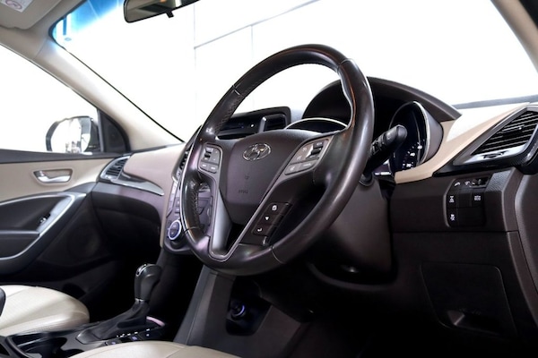 Used Hyundai Santa Fe 2014 for sale - 76210071: Photo 16