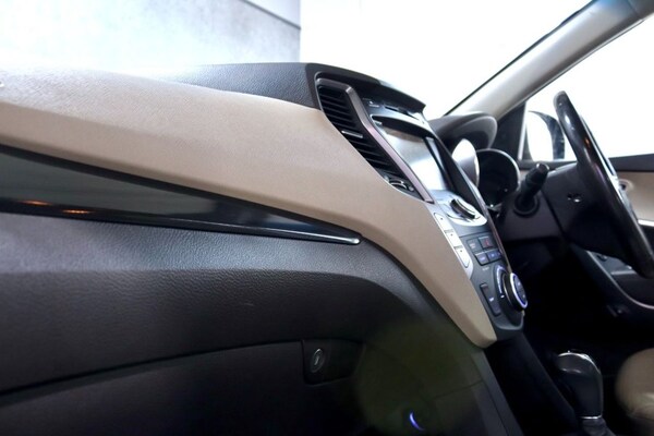 Used Hyundai Santa Fe 2014 for sale - 76210071: Photo 22