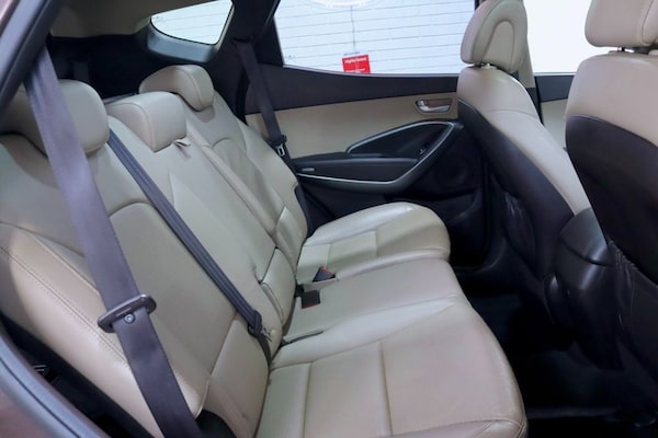 Used Hyundai Santa Fe 2014 for sale - 76210071: Photo 38