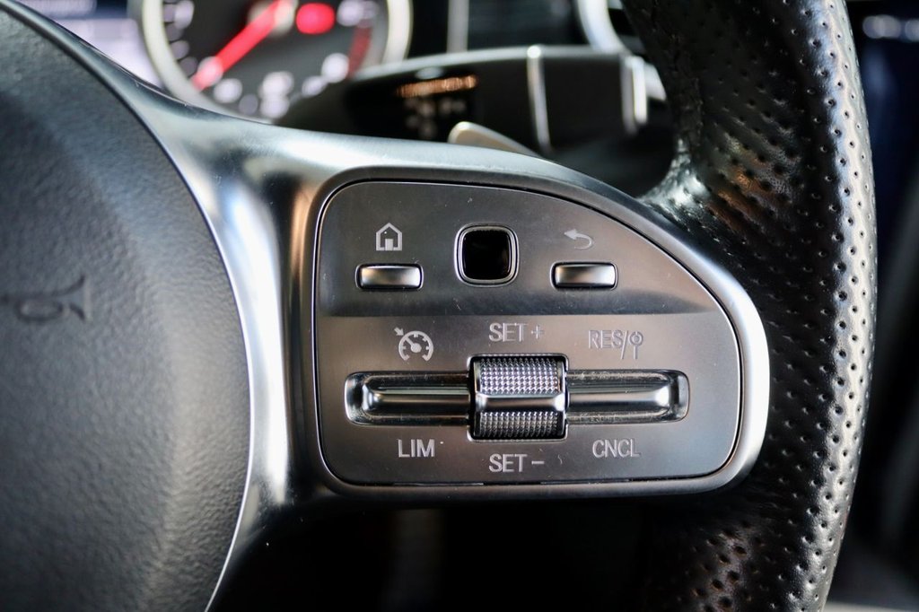 Used Mercedes-Benz E Class 2018 for sale - 77952415: Photo 45