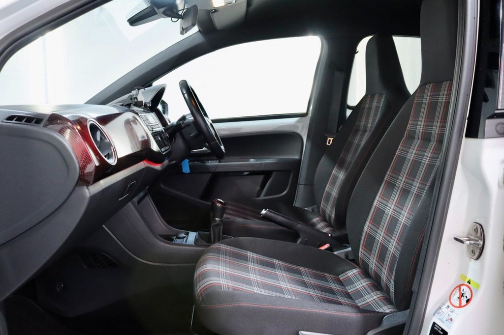 Used Volkswagen up! 2019 for sale - 77571600: Photo 19