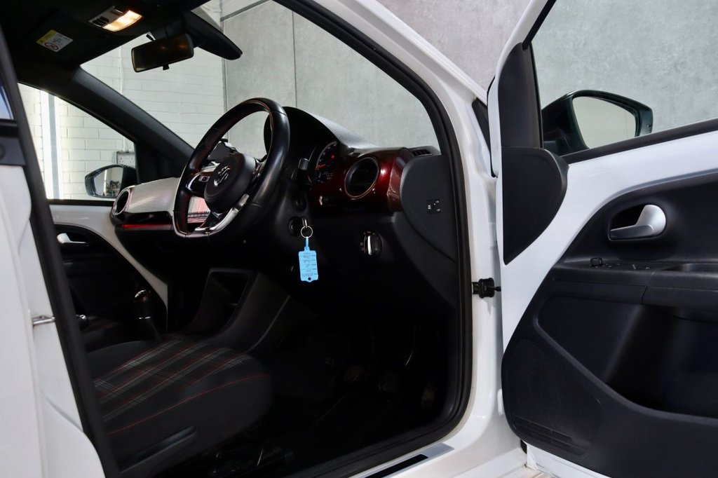 Used Volkswagen up! 2019 for sale - 77571600: Photo 20