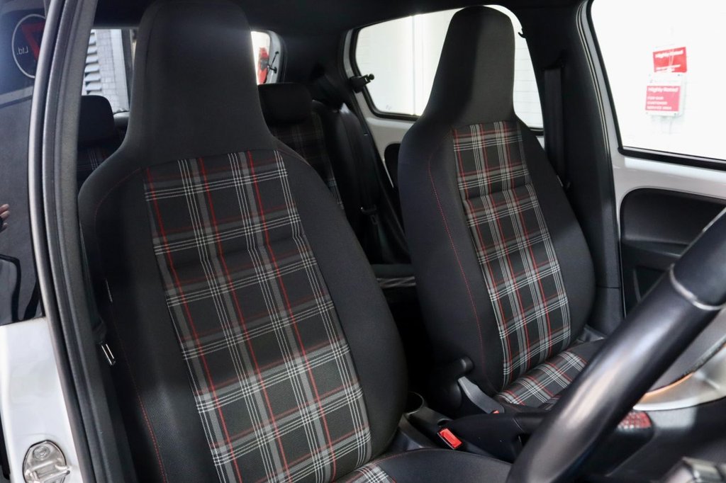 Used Volkswagen up! 2019 for sale - 77571600: Photo 21