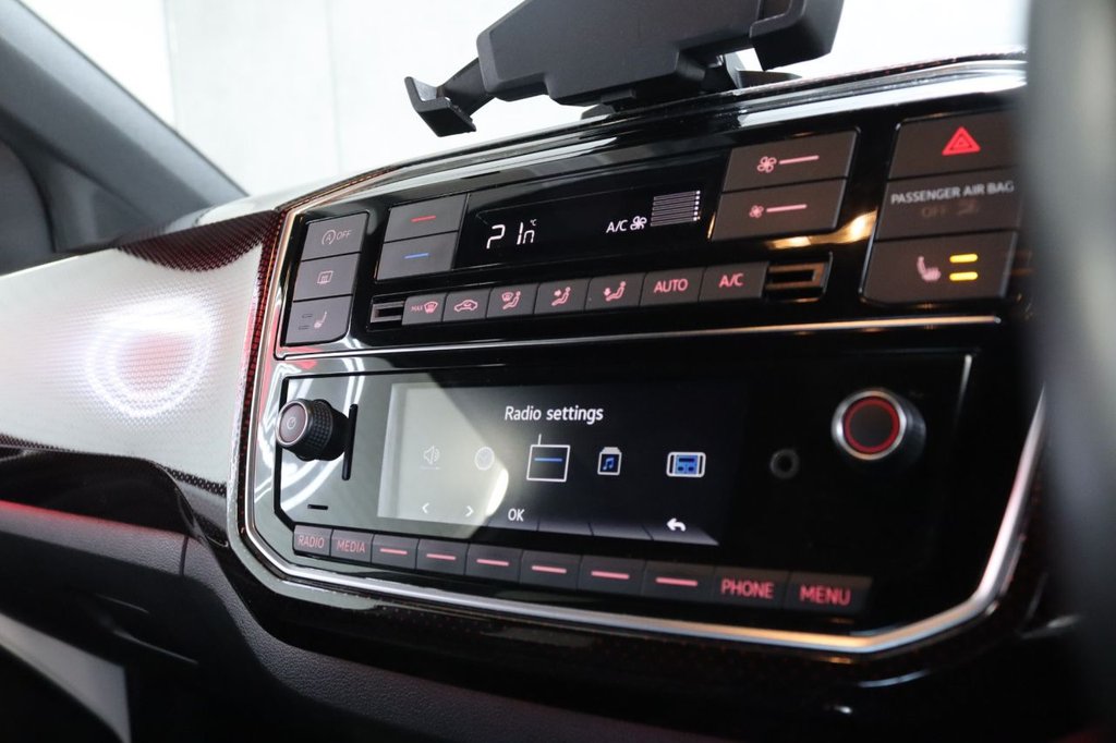 Used Volkswagen up! 2019 for sale - 77571600: Photo 30