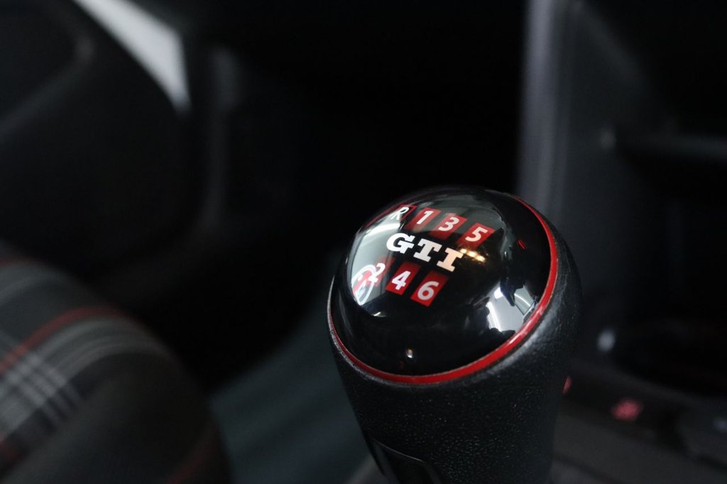 Used Volkswagen up! 2019 for sale - 77571600: Photo 35