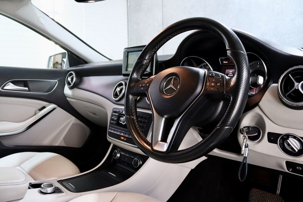 Used Mercedes-Benz GLA 2015 for sale - 76665633: Photo 16