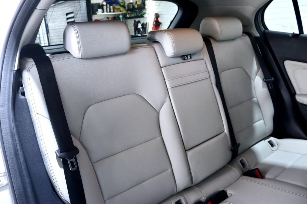 Used Mercedes-Benz GLA 2015 for sale - 76510124: Photo 38