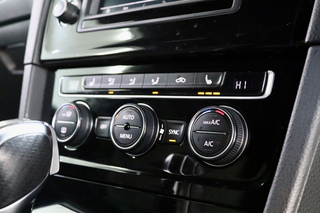 Used Volkswagen Golf 2016 for sale - 77341308: Photo 30