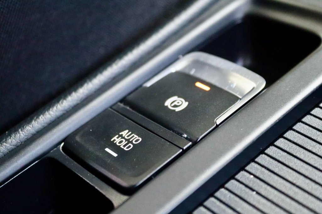 Used Volkswagen Golf 2016 for sale - 77341308: Photo 35