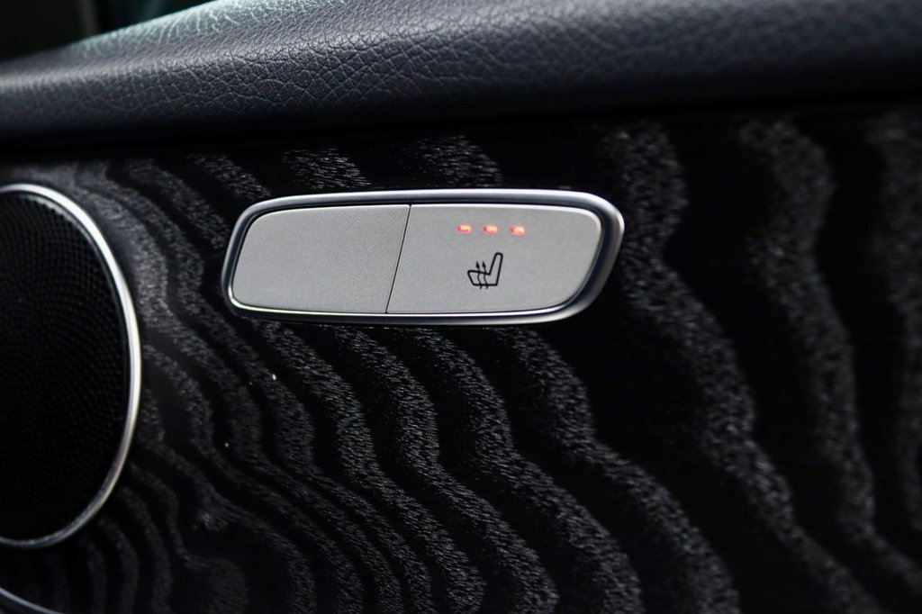 Used Mercedes-Benz GLC 2015 for sale - 77122151: Photo 29