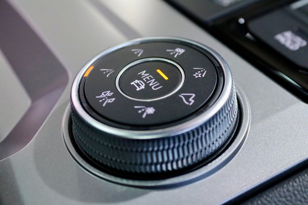 Used Volkswagen Touareg 2021 for sale - 76496414: Photo 33