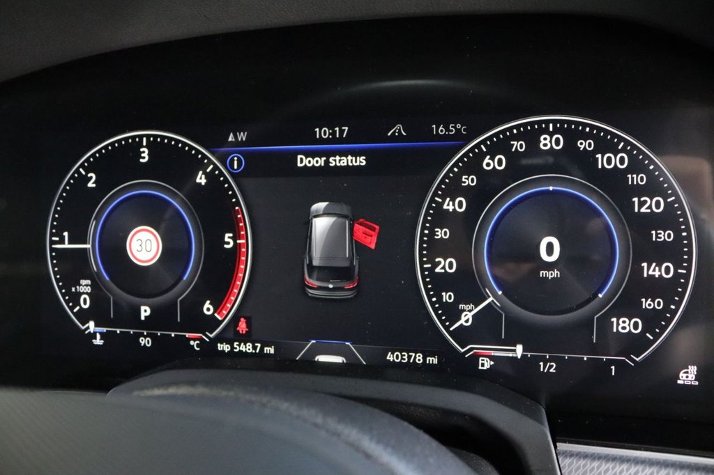 Used Volkswagen Touareg 2021 for sale - 76496414: Photo 40