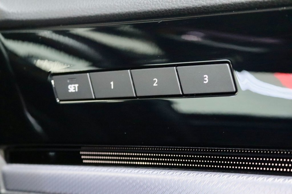 Used Volkswagen Touareg 2021 for sale - 76496414: Photo 42