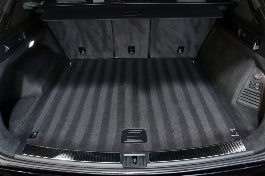 Used Volkswagen Touareg 2021 for sale - 76496414: Photo 48