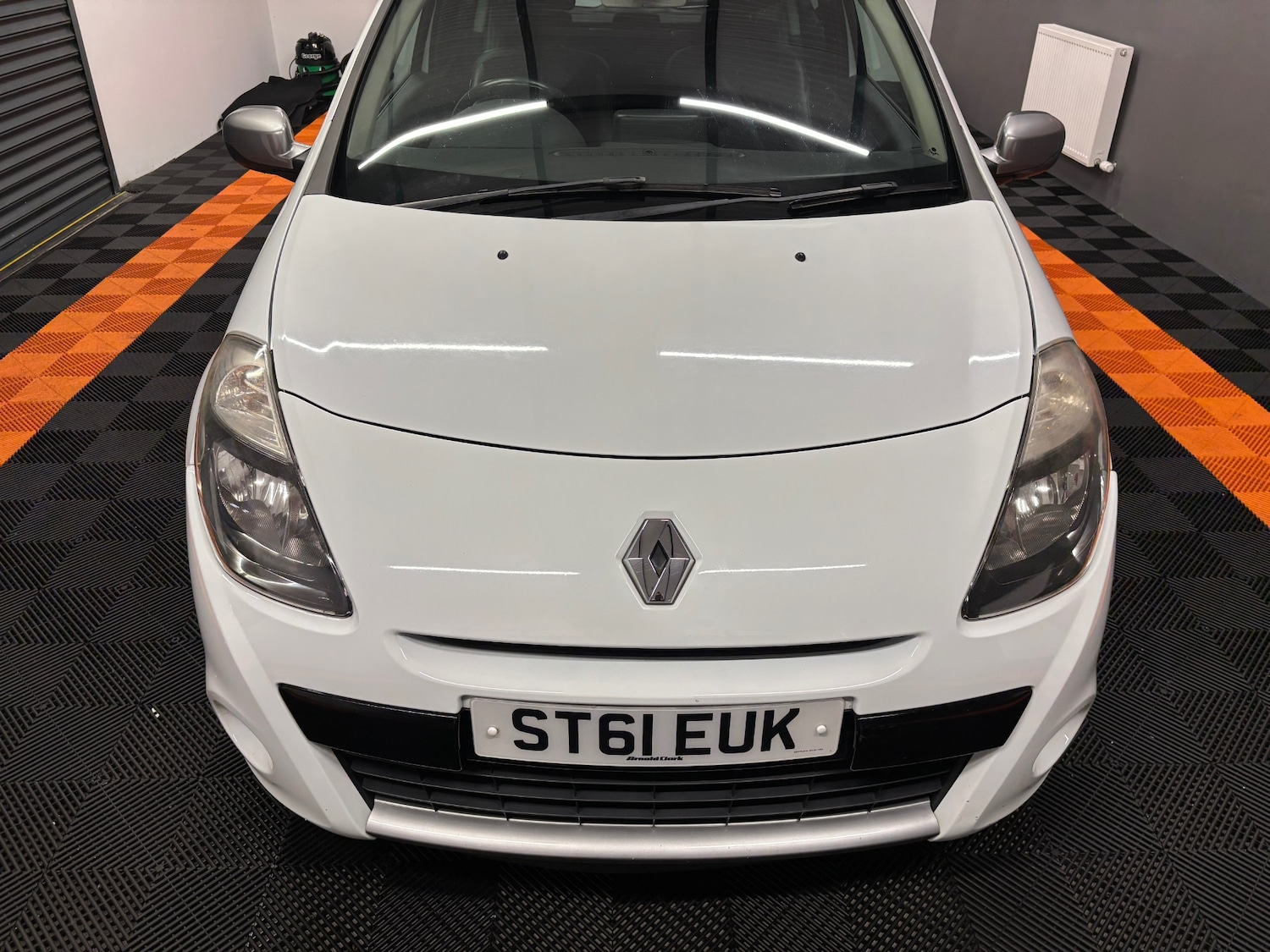 Used Renault Clio 2011 for sale - 76763341: Photo 15