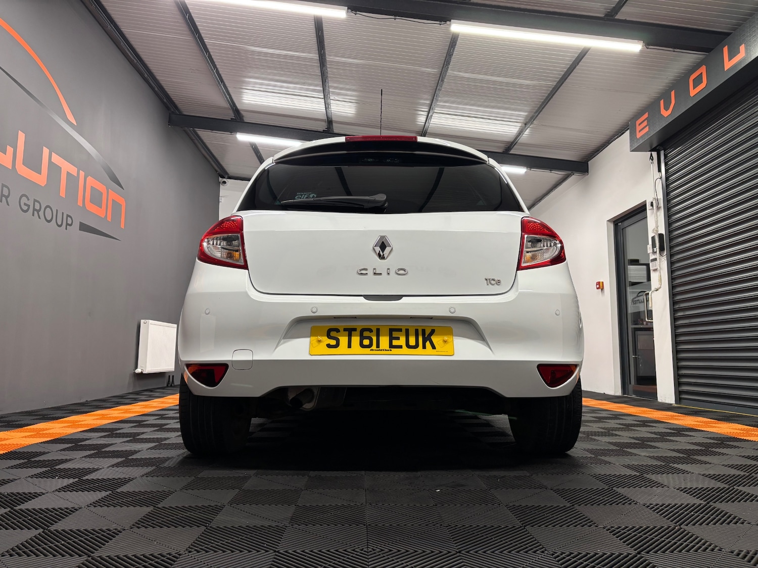 Used Renault Clio 2011 for sale - 76763341: Photo 25