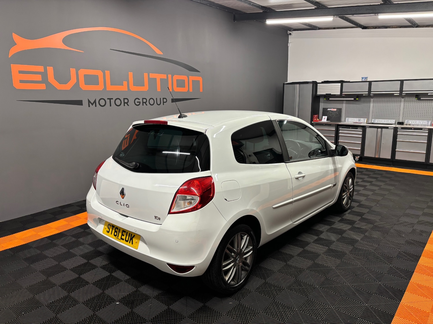 Used Renault Clio 2011 for sale - 76763341: Photo 27