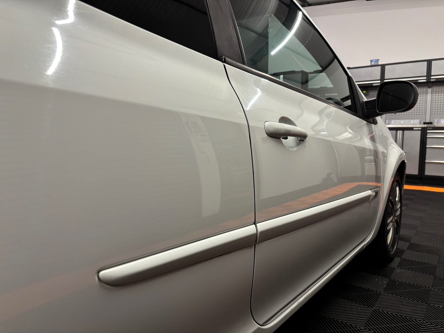 Used Renault Clio 2011 for sale - 76763341: Photo 29