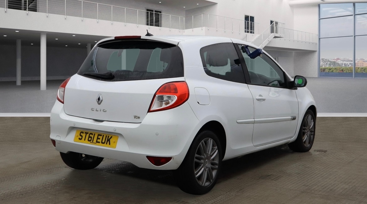 Used Renault Clio 2011 for sale - 76763341: Photo 3