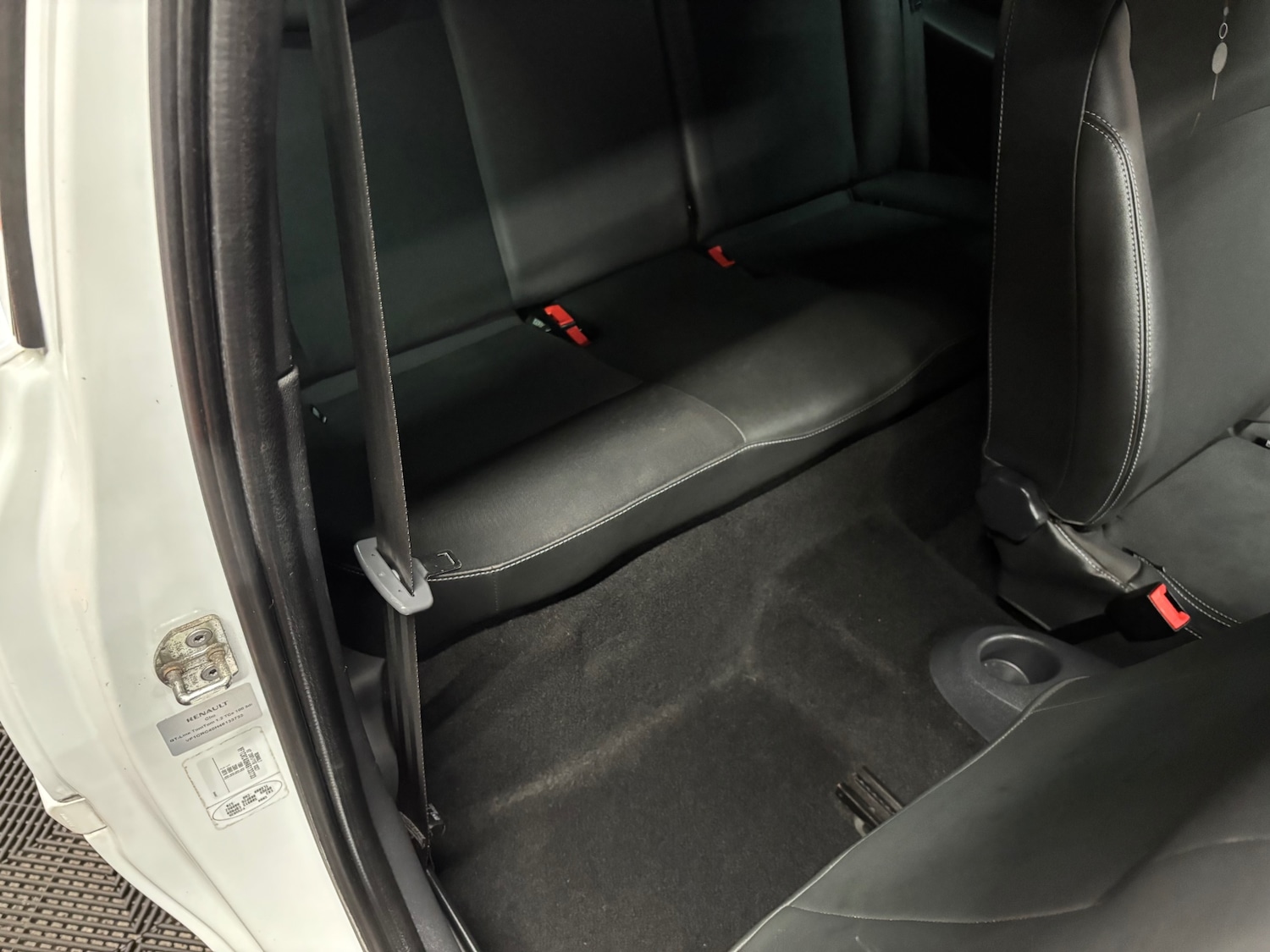 Used Renault Clio 2011 for sale - 76763341: Photo 51