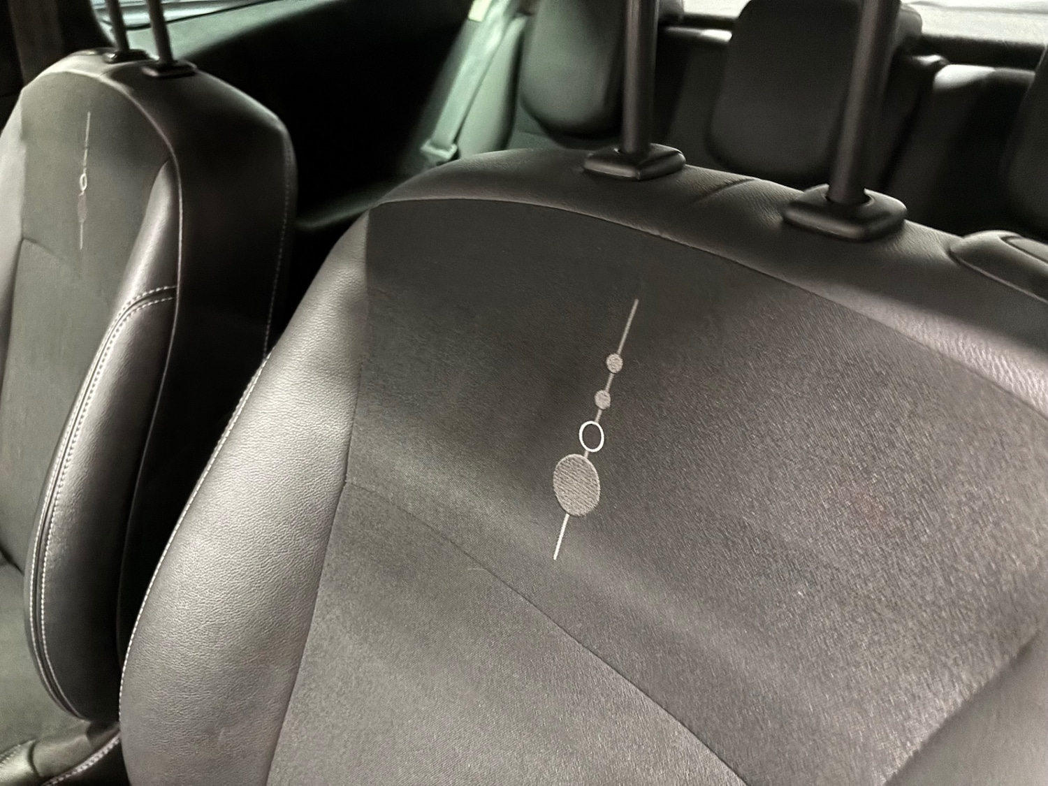 Used Renault Clio 2011 for sale - 76763341: Photo 66