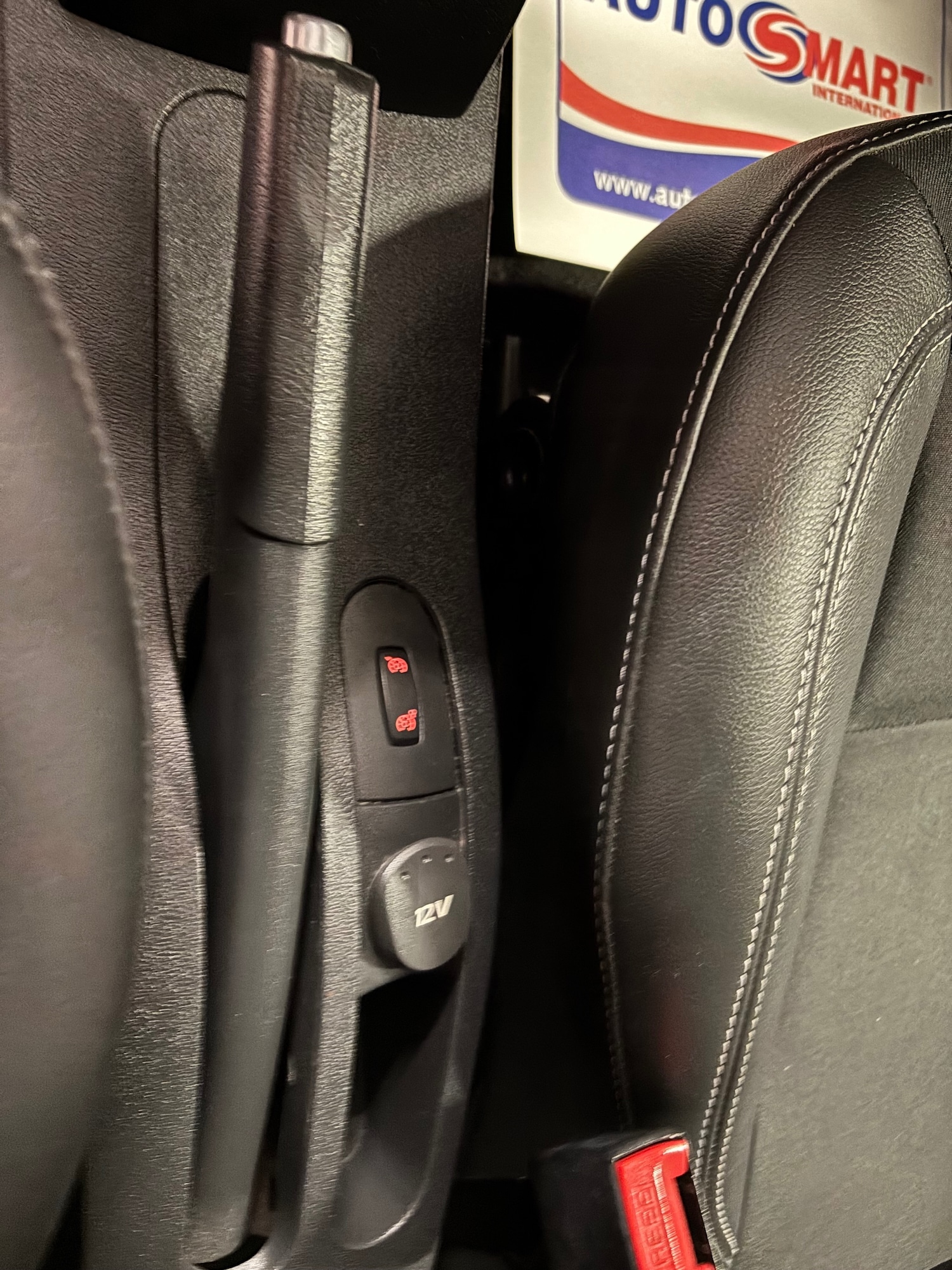 Used Renault Clio 2011 for sale - 76763341: Photo 67