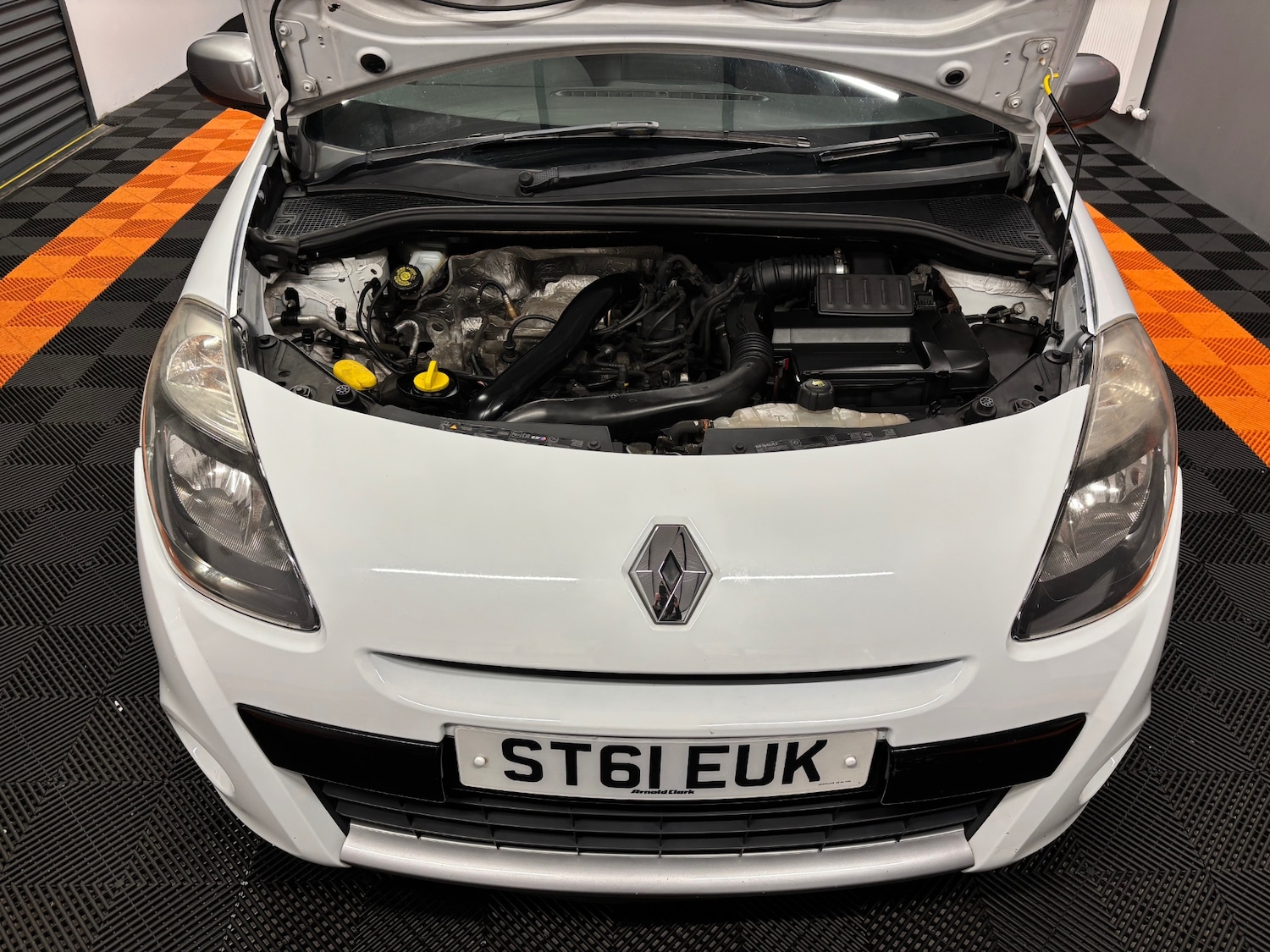Used Renault Clio 2011 for sale - 76763341: Photo 75