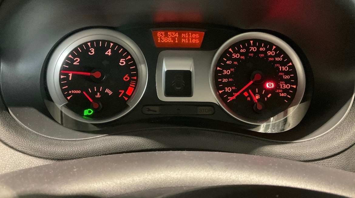 Used Renault Clio 2011 for sale - 76763341: Photo 8