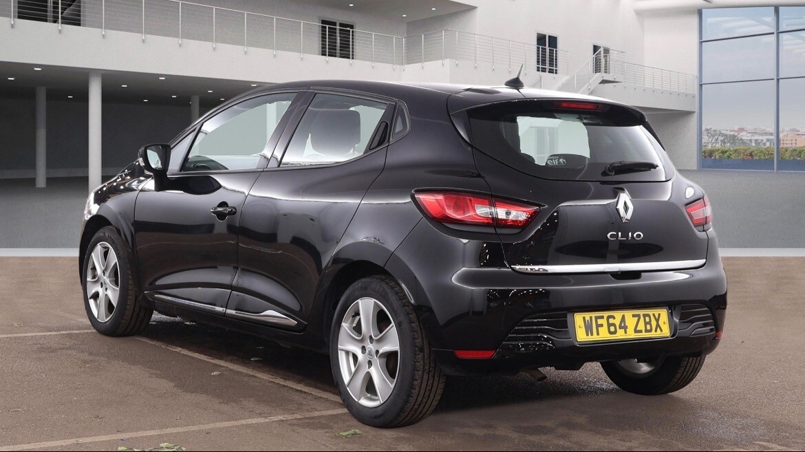 Used Renault Clio 2014 for sale - 77837255: Photo 2