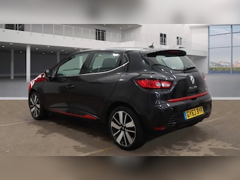Used Renault Clio 2014 for sale - 76097296: Photo