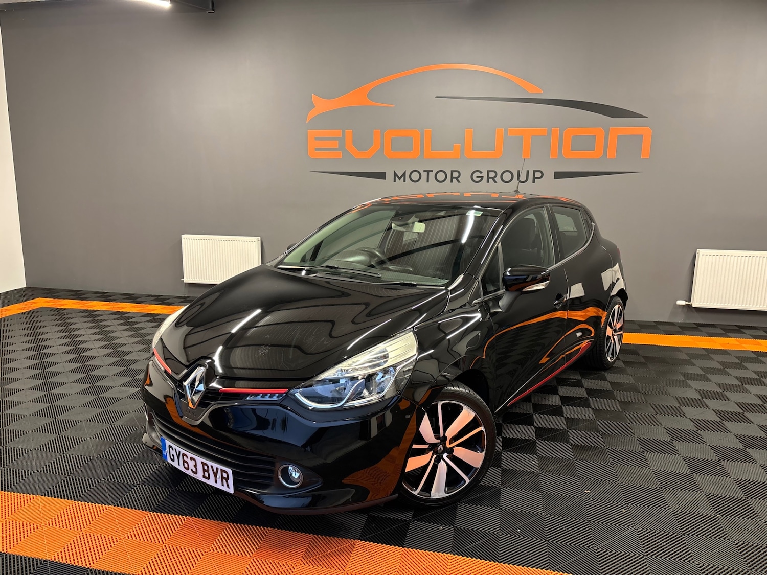 Used Renault Clio 2014 for sale - 76097296: Photo 4