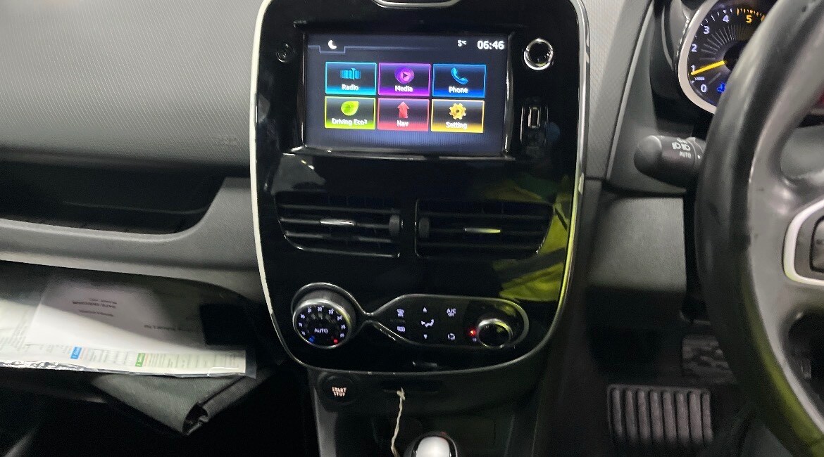 Used Renault Clio 2015 for sale - 78158819: Photo 10