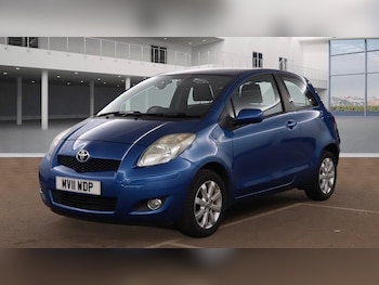 Used Toyota Yaris 2011 for sale - 76097655: Photo
