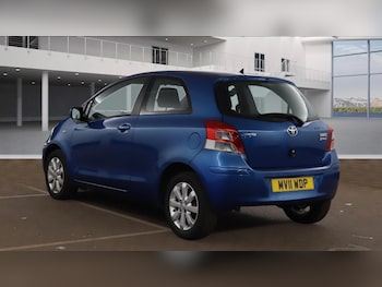 Used Toyota Yaris 2011 for sale - 76097655: Photo