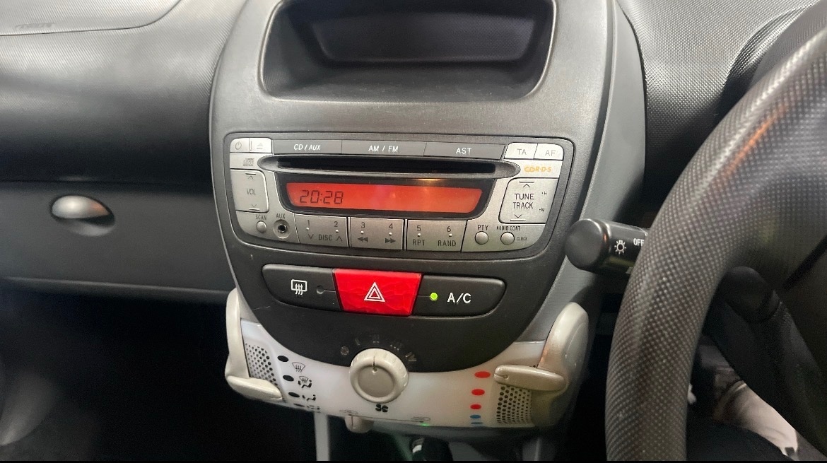 Used Peugeot 107 2011 for sale - 77917351: Photo 8