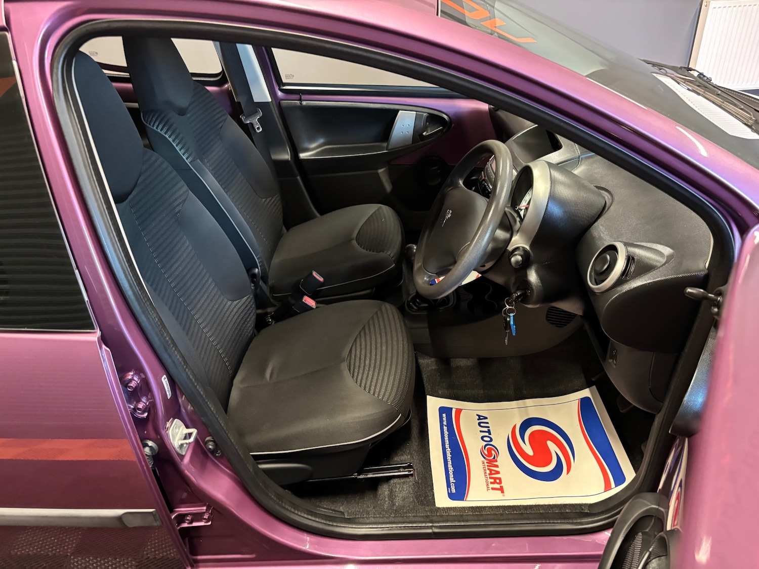 Used Peugeot 107 2012 for sale - 76198597: Photo 18
