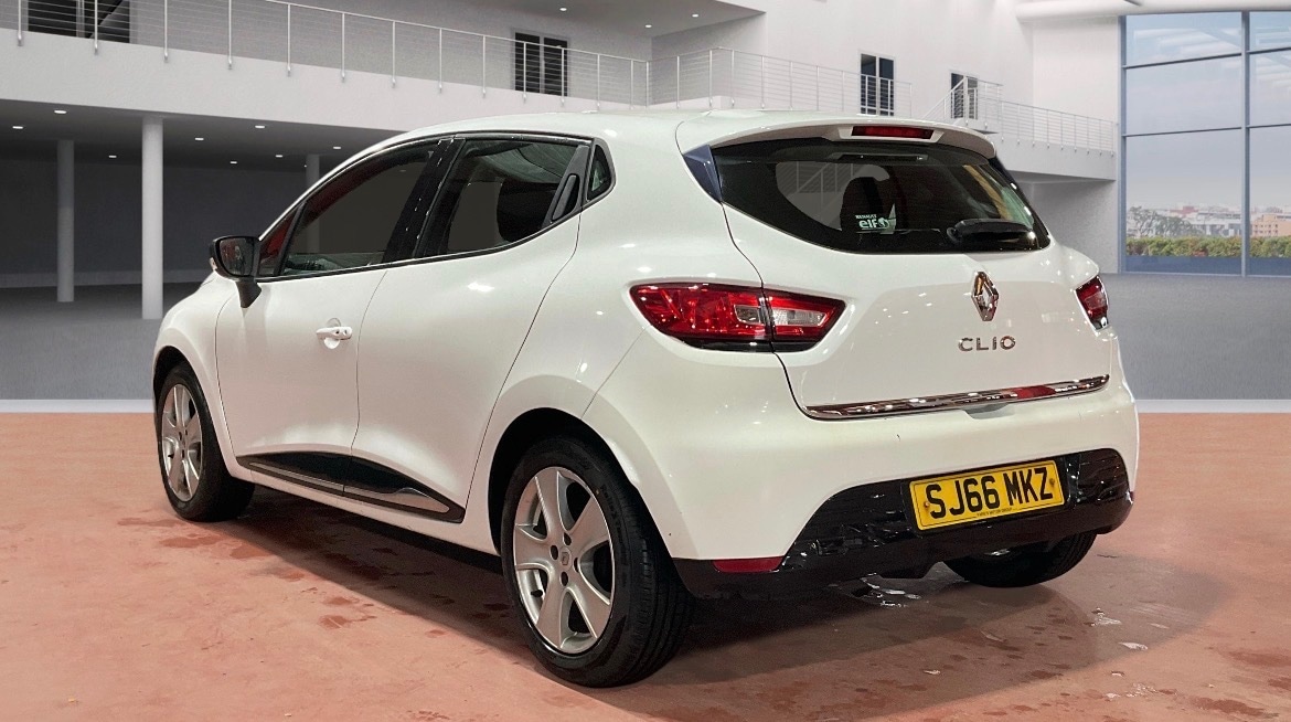 Used Renault Clio 2016 for sale - 77167992: Photo 2