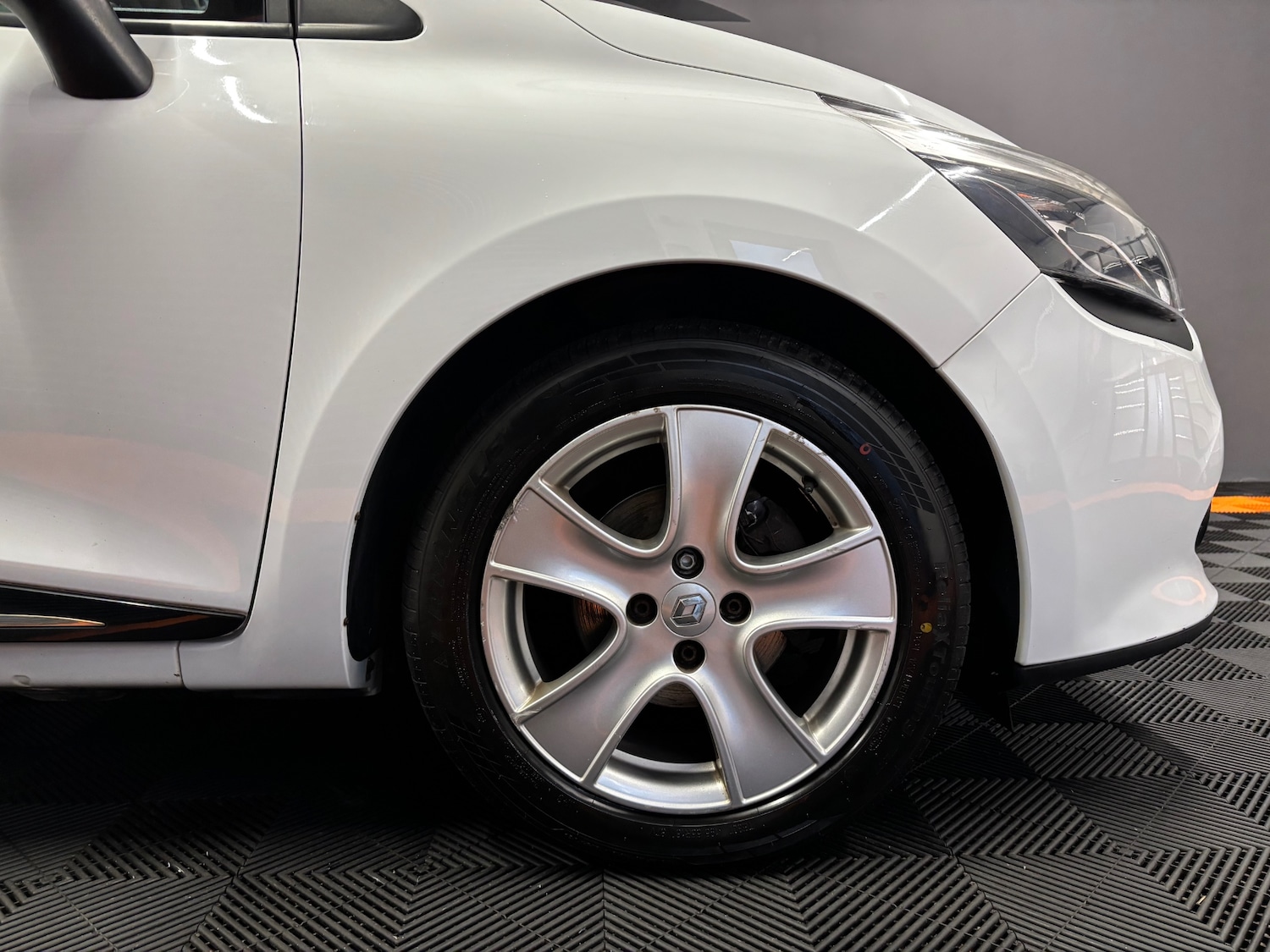 Used Renault Clio 2016 for sale - 77167992: Photo 42