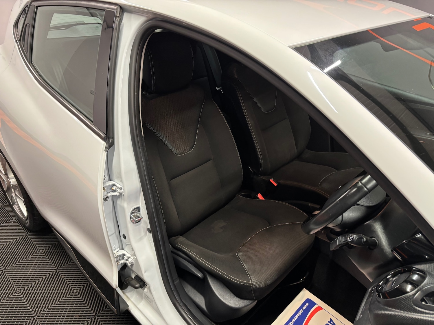 Used Renault Clio 2016 for sale - 77167992: Photo 50