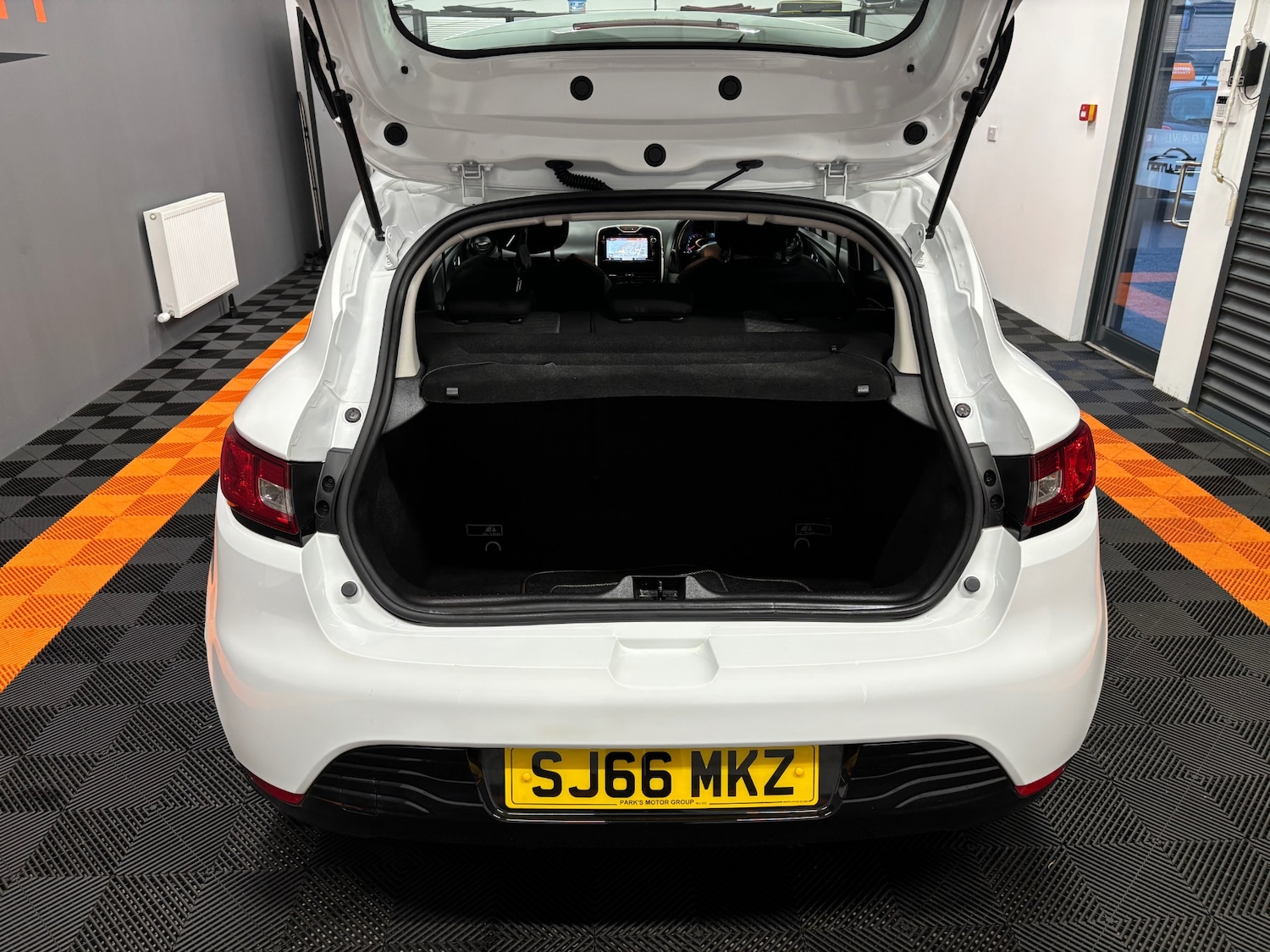 Used Renault Clio 2016 for sale - 77167992: Photo 68