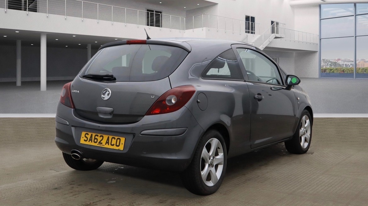 Used Vauxhall Corsa 2012 for sale - 77482234: Photo 3