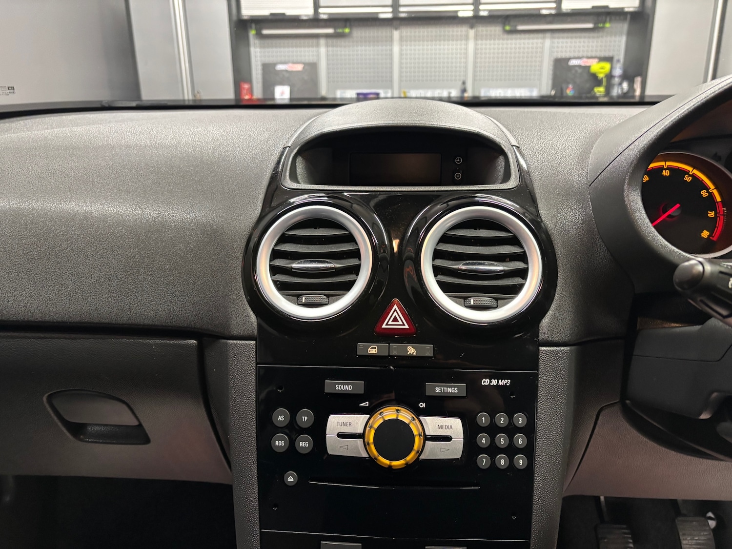 Used Vauxhall Corsa 2012 for sale - 77482234: Photo 48