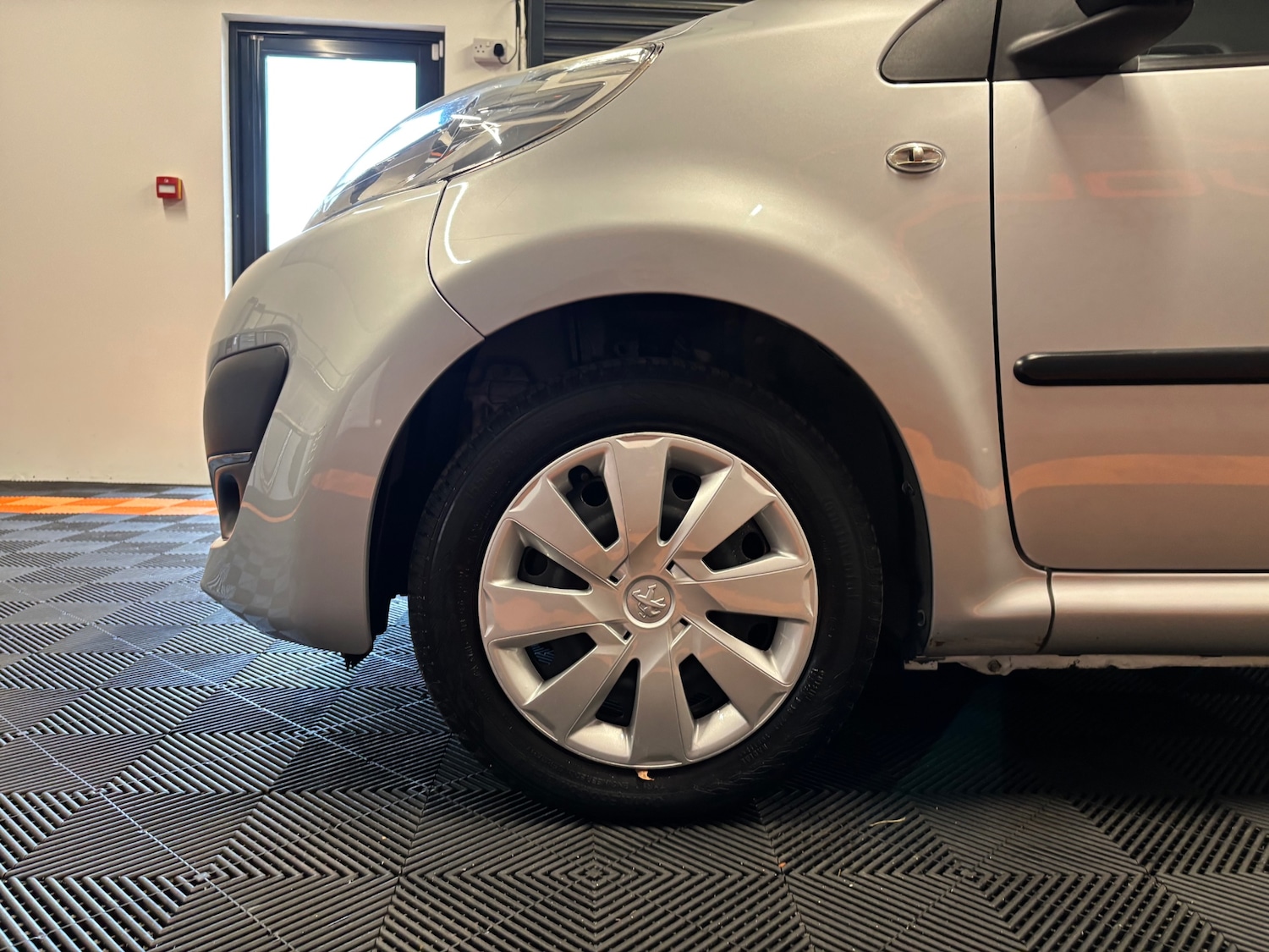 Used Peugeot 107 2013 for sale - 75946916: Photo 29