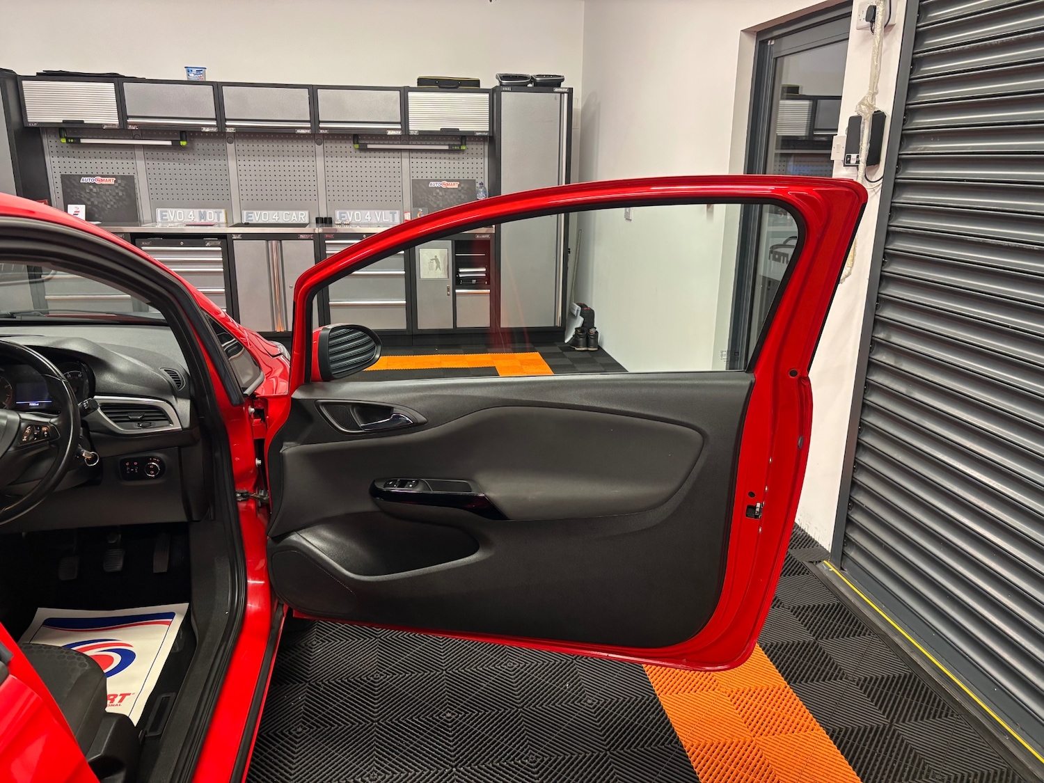 Used Vauxhall Corsa 2015 for sale - 76766621: Photo 33