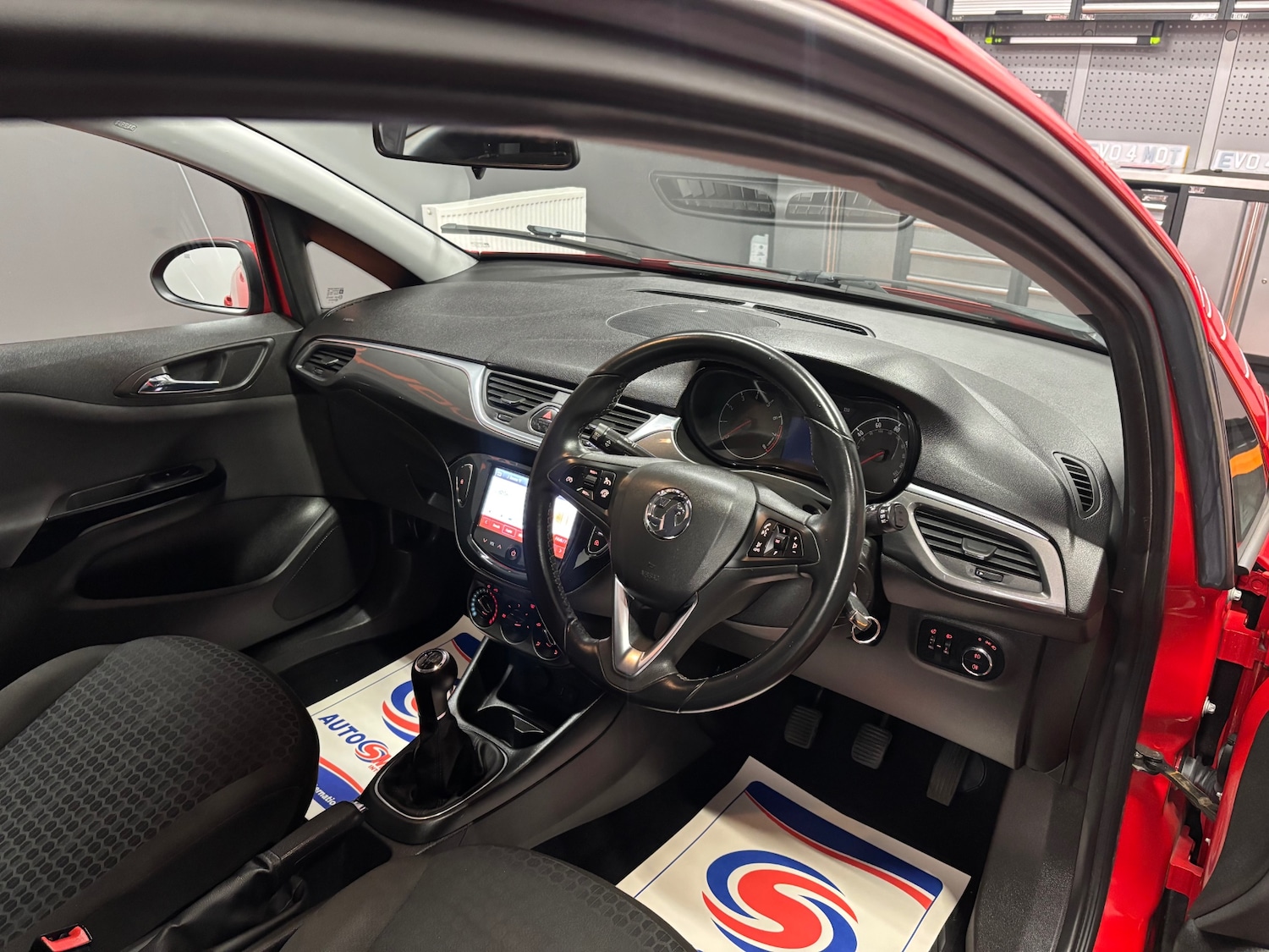 Used Vauxhall Corsa 2015 for sale - 76766621: Photo 39