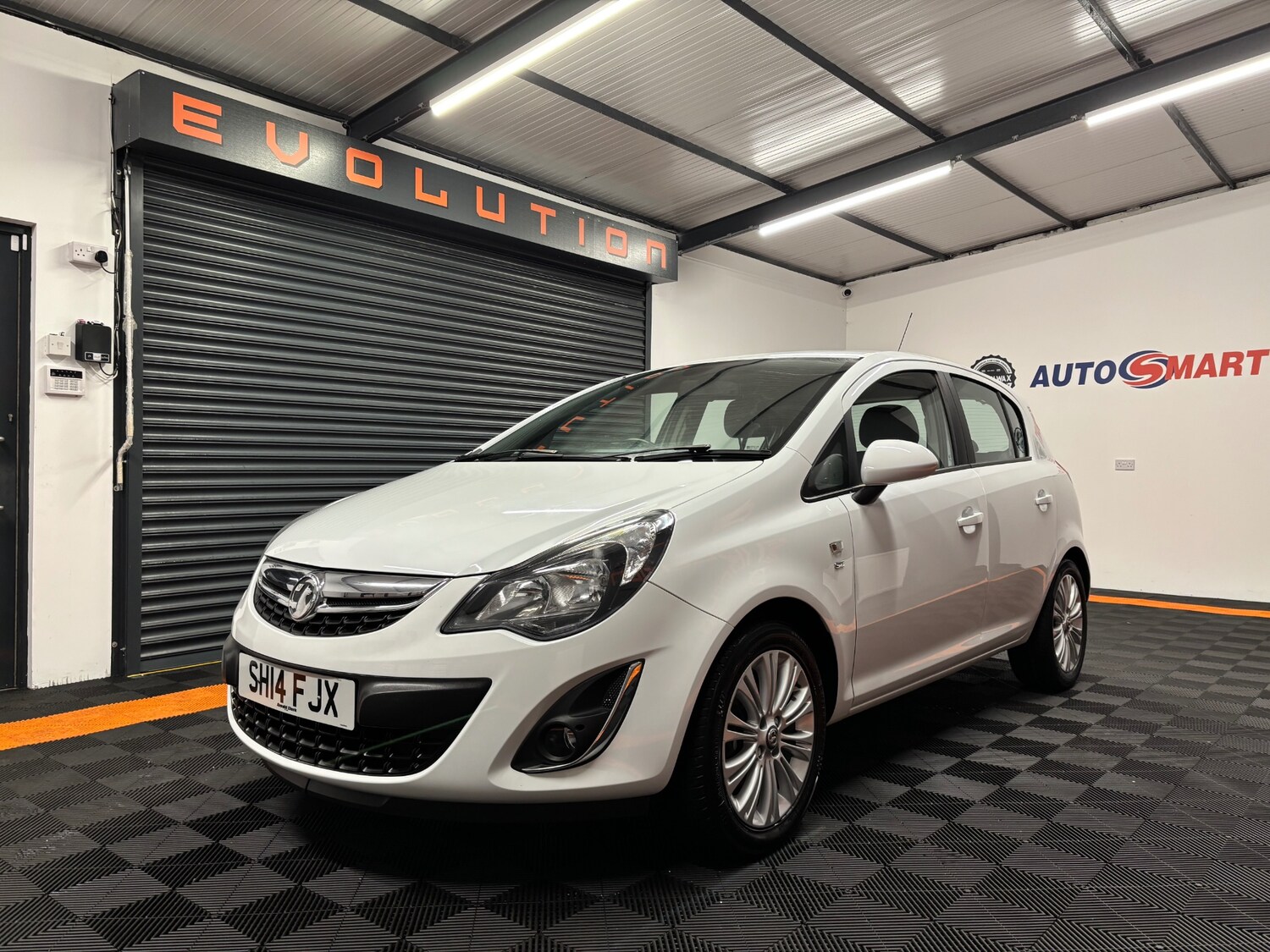 Used Vauxhall Corsa 2014 for sale - 77482626: Photo 10