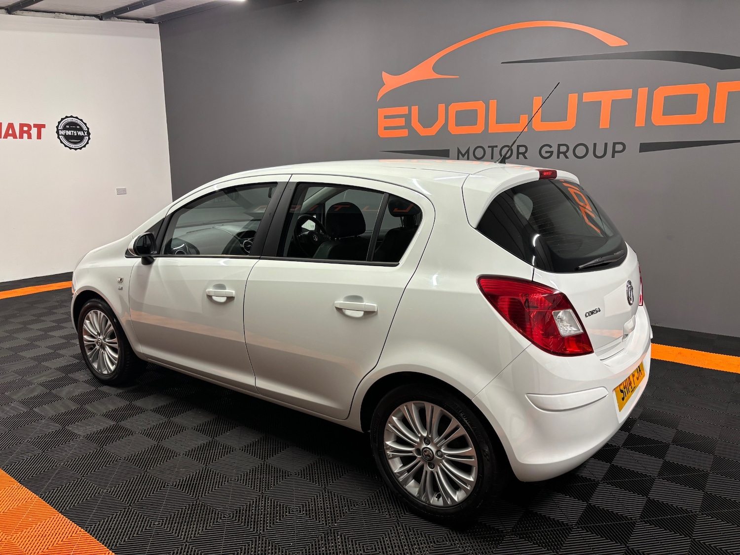 Used Vauxhall Corsa 2014 for sale - 77482626: Photo 3