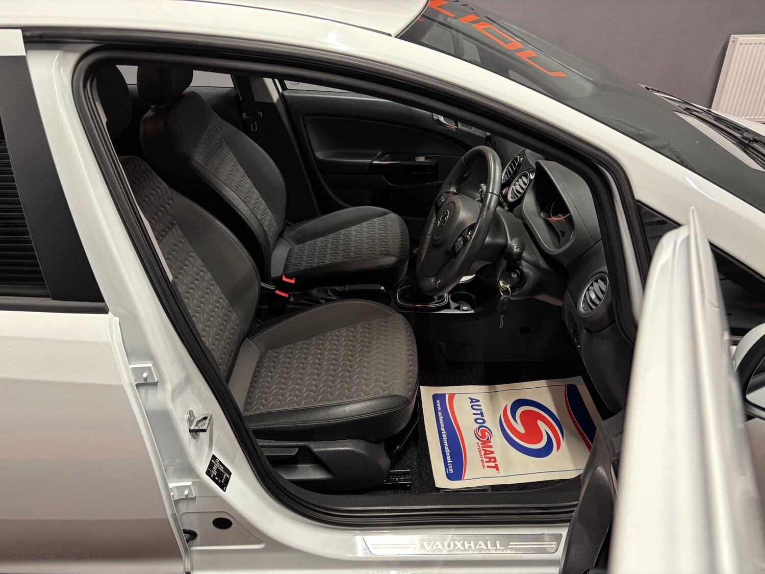 Used Vauxhall Corsa 2014 for sale - 77482626: Photo 45