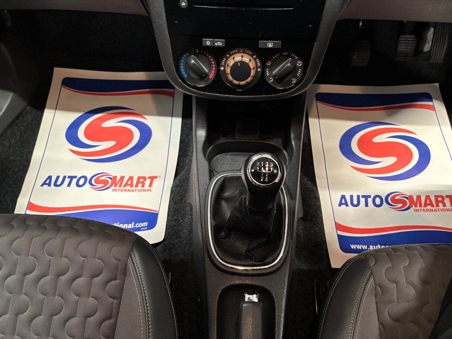 Used Vauxhall Corsa 2014 for sale - 77482626: Photo 57